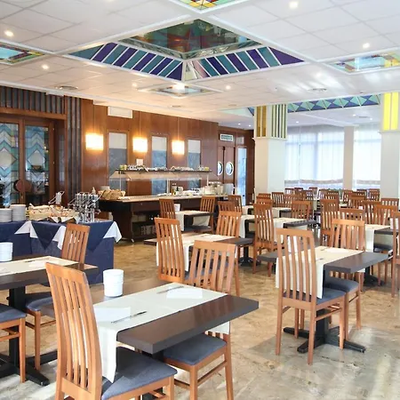 Continental B&B City Hotel 4*