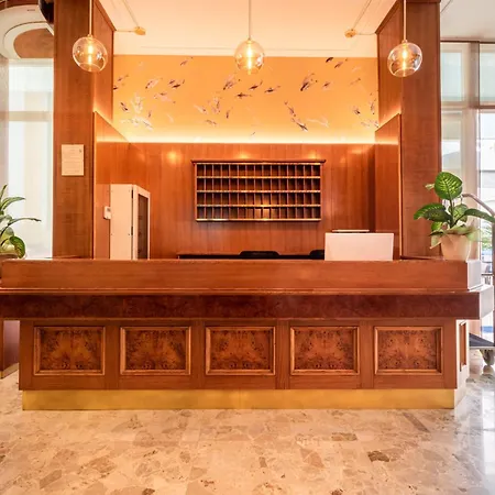 Continental B&B City Hotel Hotell