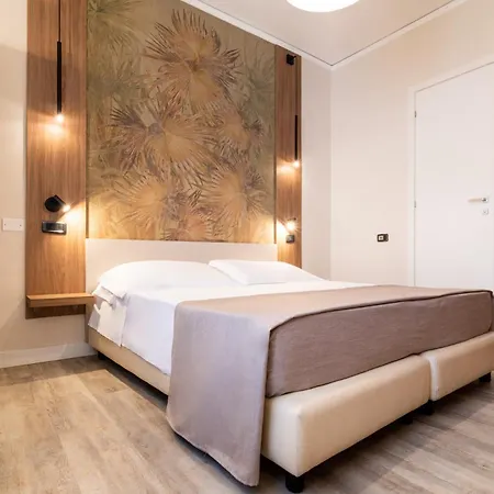 Continental B&B City Hotel Отель 4*