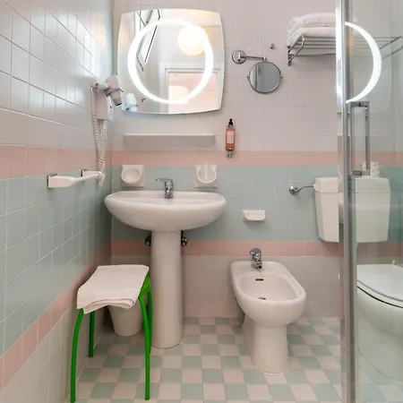 Continental B&B City Hotel 4*