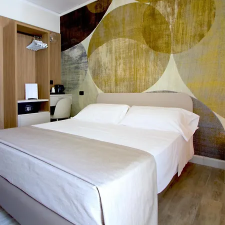 Continental B&B City Hotel Отель Бибионе